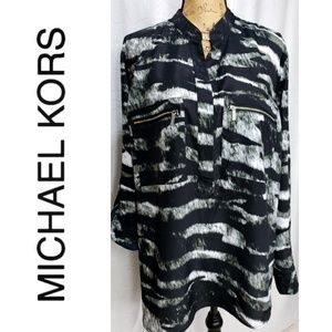 NWOT Sexy MK Lightweight Abstract Top